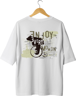 Enjoy Every Moment Bear Design White Oversized T-shirt